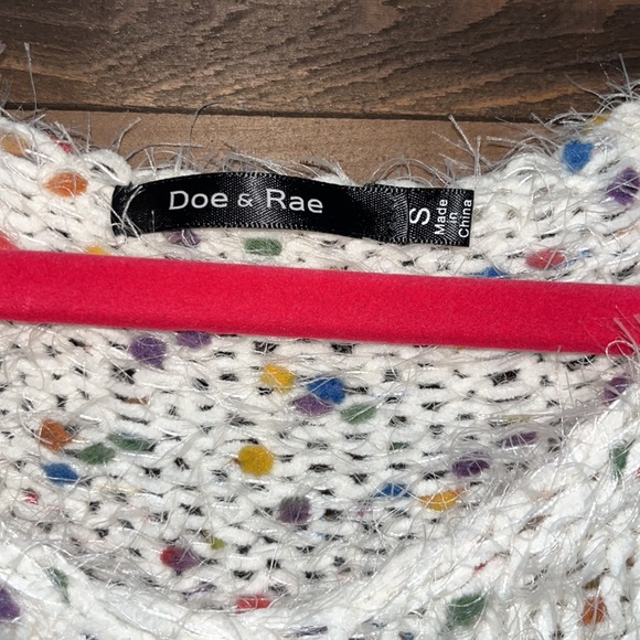 Doe & Rae Popcorn Sweater - Picture 3 of 5